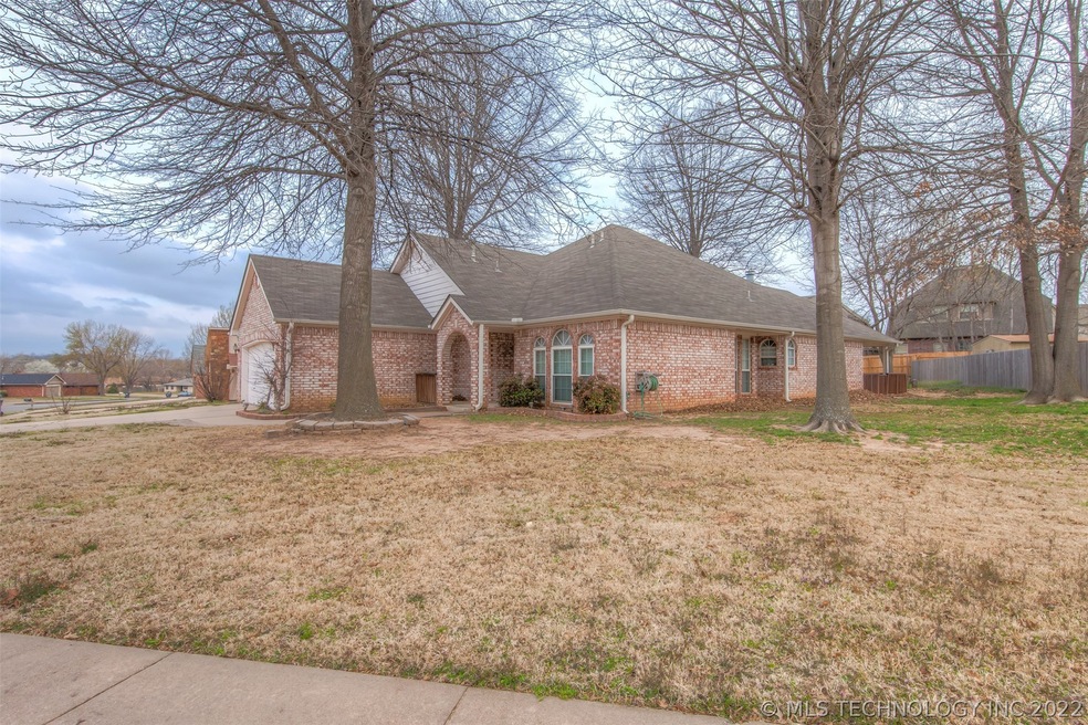 199 W 113th Ct S, Jenks, OK 74037 - photo 1