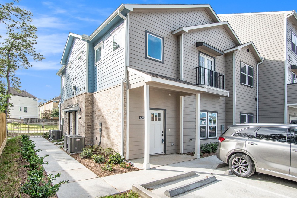 5262 Ella Blvd unit 100, Houston, TX 77018 - photo 1