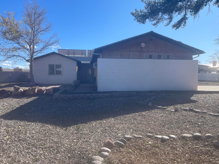806 El Olmo Ct SE, Rio Rancho, NM 87124 - photo 1