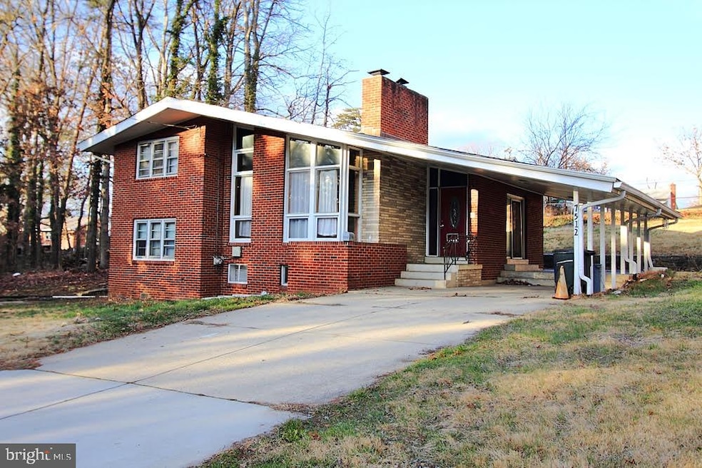 7512 Ingraham St, Hyattsville, MD 20784 - photo 1