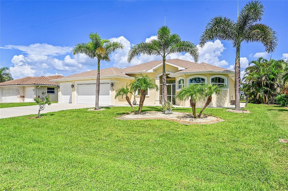 233 Fairway Rd, Rotonda West, FL 33947 - photo 1