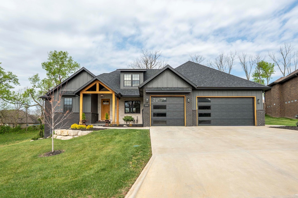 123 N Glengary Dr, Nixa, MO 65714 - photo 1