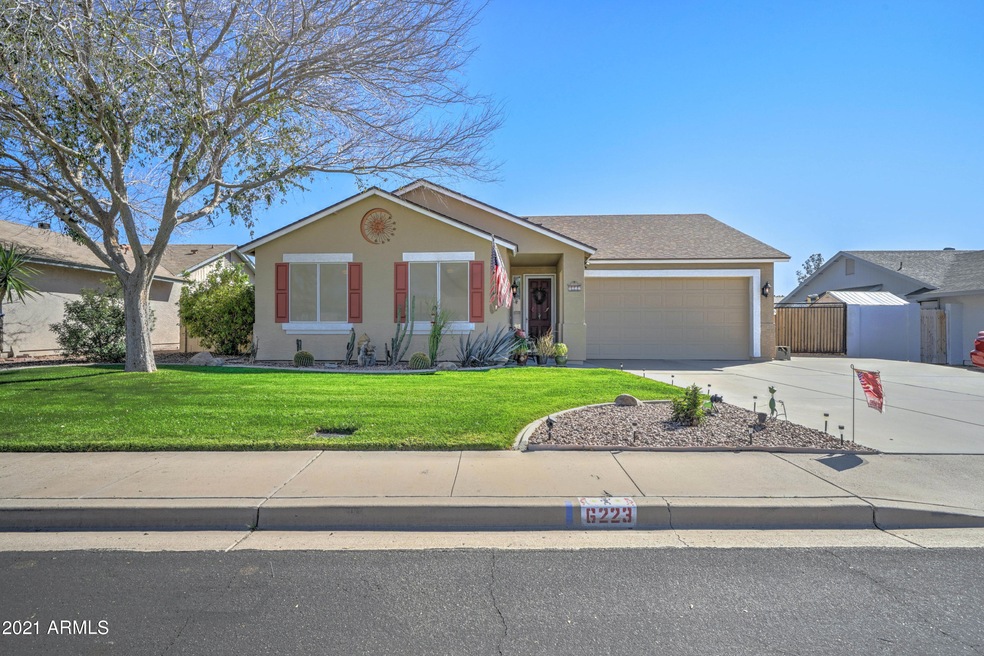 6223 E Ivyglen St-1