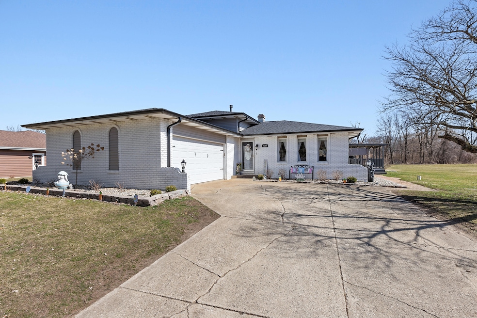 9129 Vigo St, Crown Point, IN 46307 - photo 1