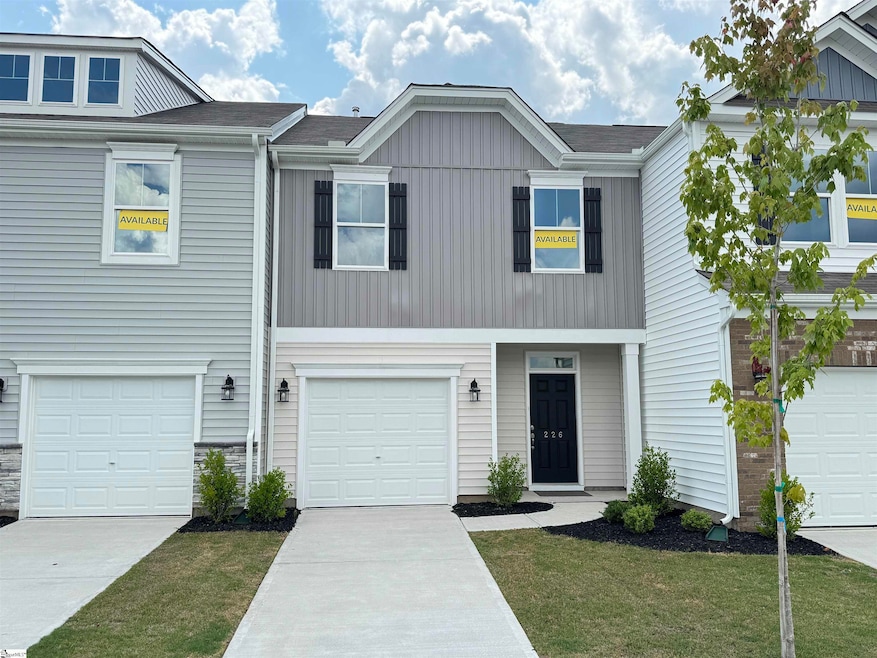 226 Toal Ct, Berea, SC 29611 - photo 1