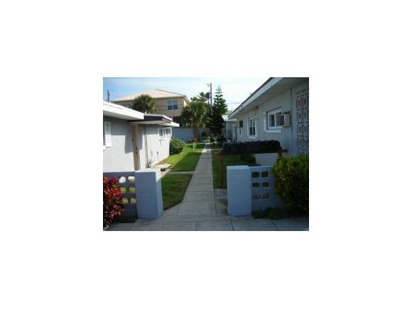 673 S Orlando Ave unit B, Cocoa Beach, FL 32931 - photo 1