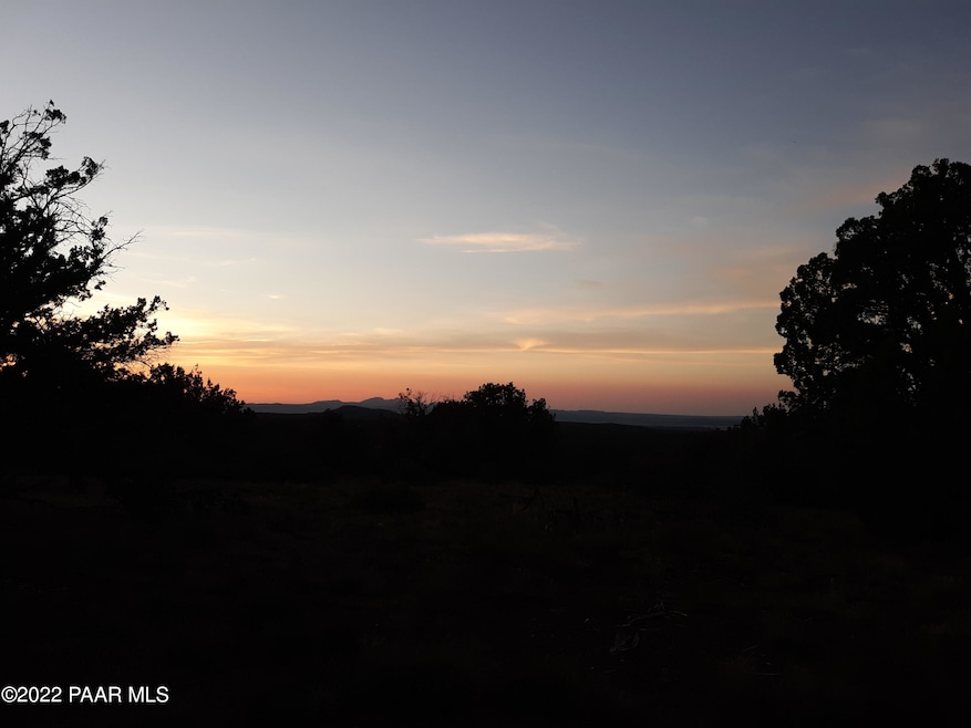 8 Juniperwood Ranch, Ash Fork, AZ 86320 - photo 1