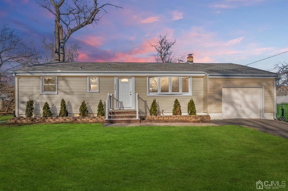 1826 Cedarwood Dr, Piscataway, NJ 08854 - photo 1