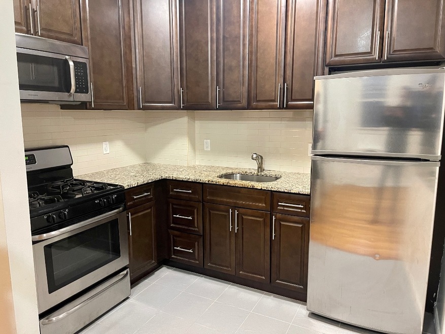 37-02 31st Ave unit 1R, Long Island City, NY 11103 - photo 1