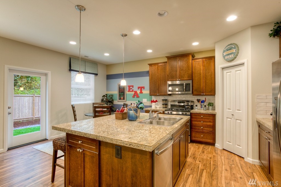 1106 Ross Ave NW unit 69, Orting, WA 98360 - photo 1