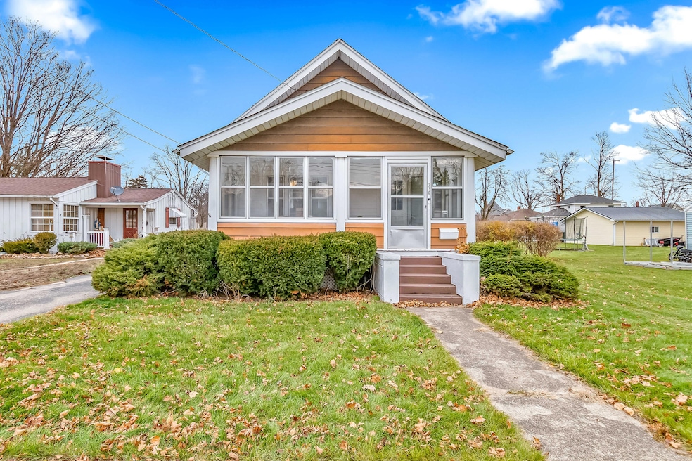 230 Compton St, Bronson, MI 49028 - photo 1