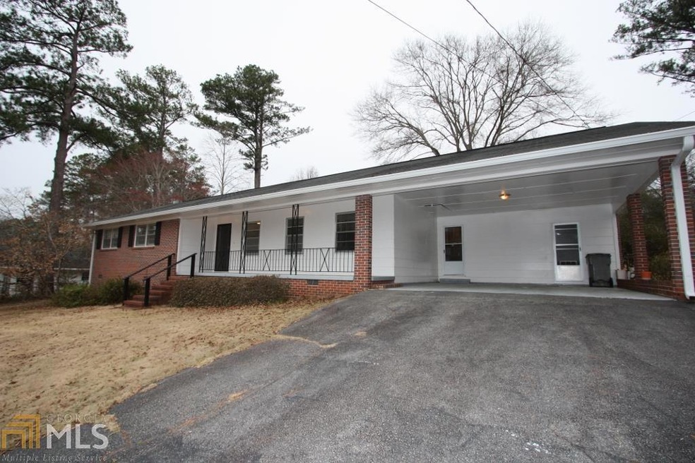 132 S Chilton Crescent, Lagrange, GA 30240 - photo 1