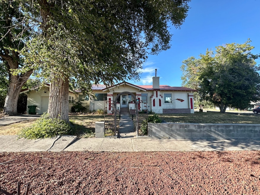 116 W E St, Burns, OR 97720 - photo 1