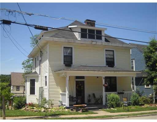 910 Vine St, West Newton, PA 15089 - photo 1