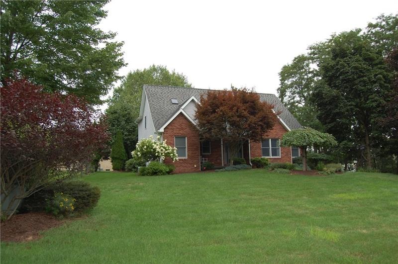 34 Glenbrook Dr. - Grove City, PA