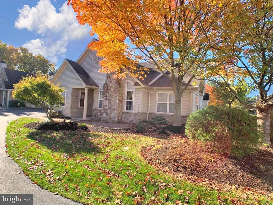 632 Bellflower Rd unit V238, Langhorne, PA 19047 - photo 1