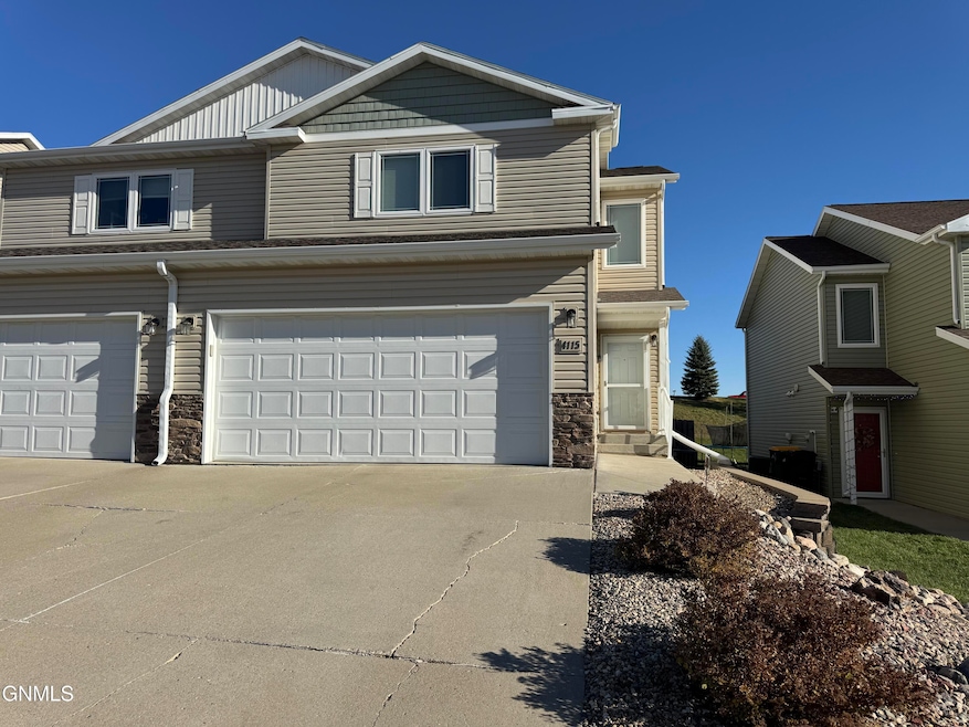 4115 Normandy St, Bismarck, ND 58503 - photo 1