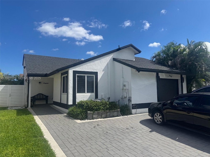 1131 SW 110th Ave, Pembroke Pines, FL 33025 - photo 1