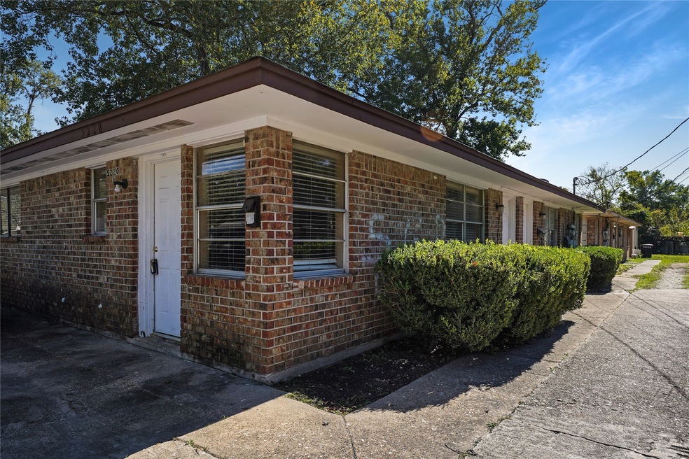 5220 Antha Unit A St, Houston, TX 77016 - photo 1