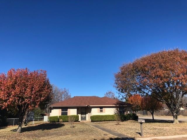 1200 Davis St, Cleburne, TX 76033 - photo 1