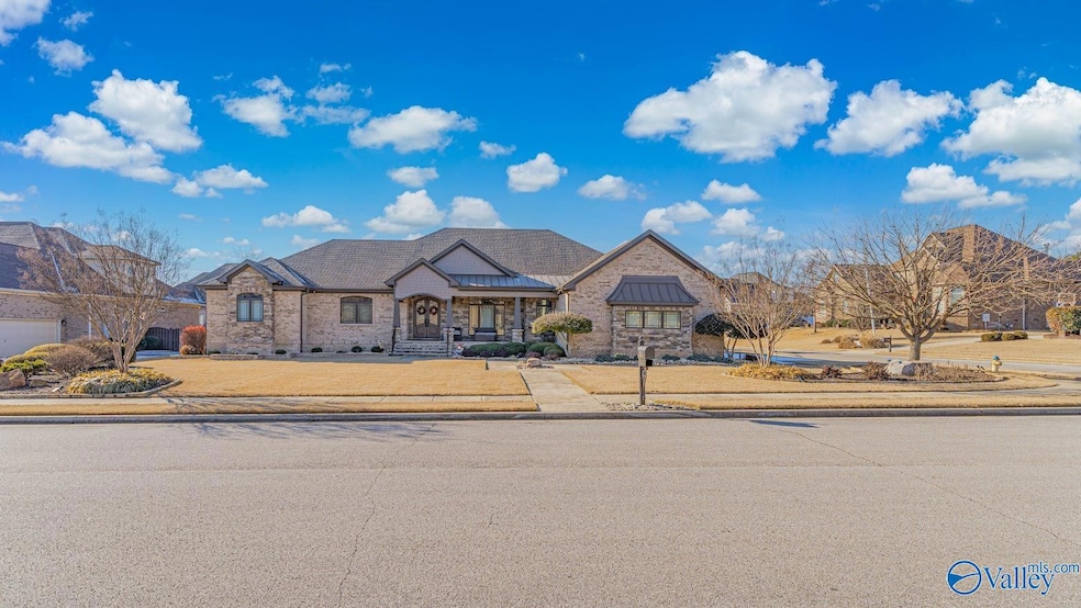 Sold $725,000 • Co-Listing Agent