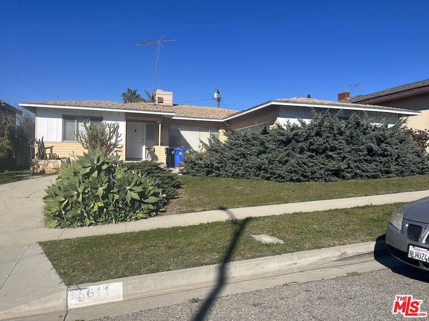 Sold $1,425,000 • Co-Listing Agent