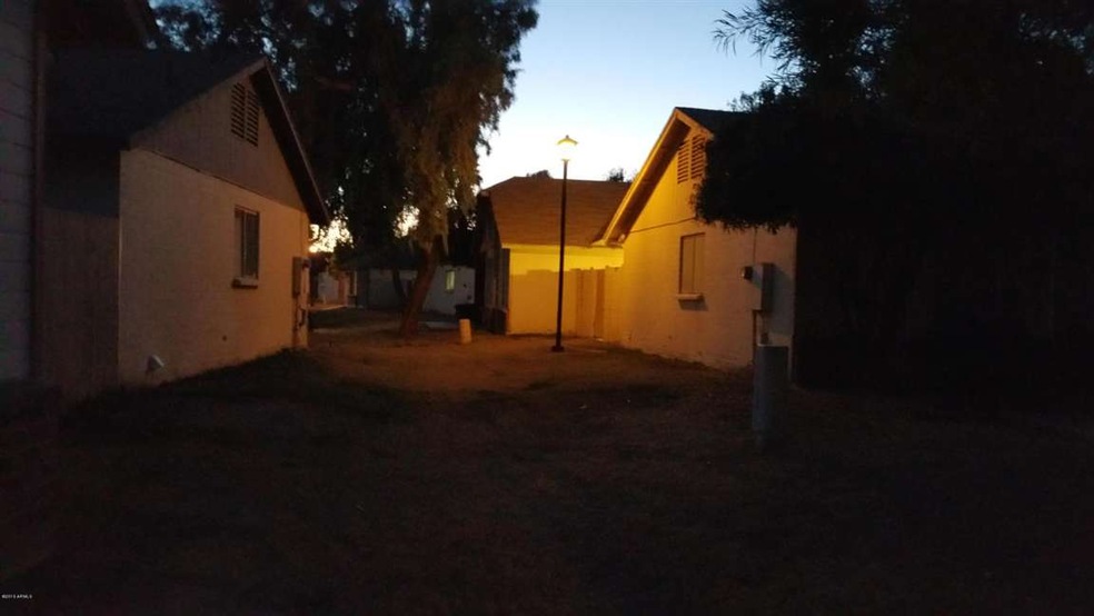 8520 W Palm Ln unit 1056, Phoenix, AZ 85037 - photo 1