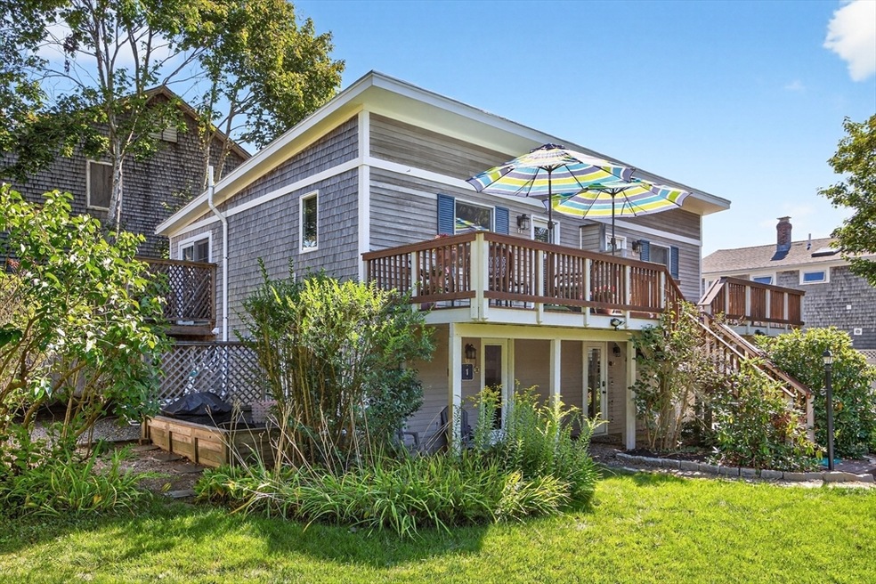 25 Winthrop St unit 2, Provincetown, MA 02657 - photo 1