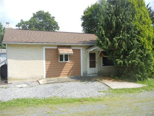 6721 Kings Hwy S, Zionsville, PA 18092 - photo 1