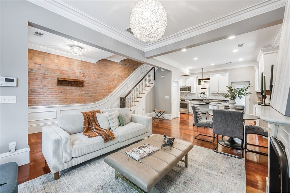 330 K St unit 2, Boston, MA 02127 - photo 1