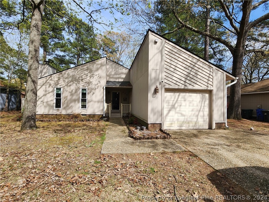 579 Moriston Rd, Fayetteville, NC 28314 - photo 1