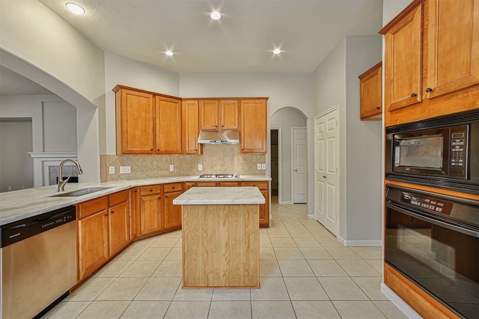 14 Fox Chapel Place, Spring, TX 77382 - photo 1