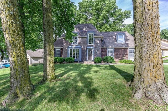 12401 W 70th St, Shawnee, KS 66216 - photo 1