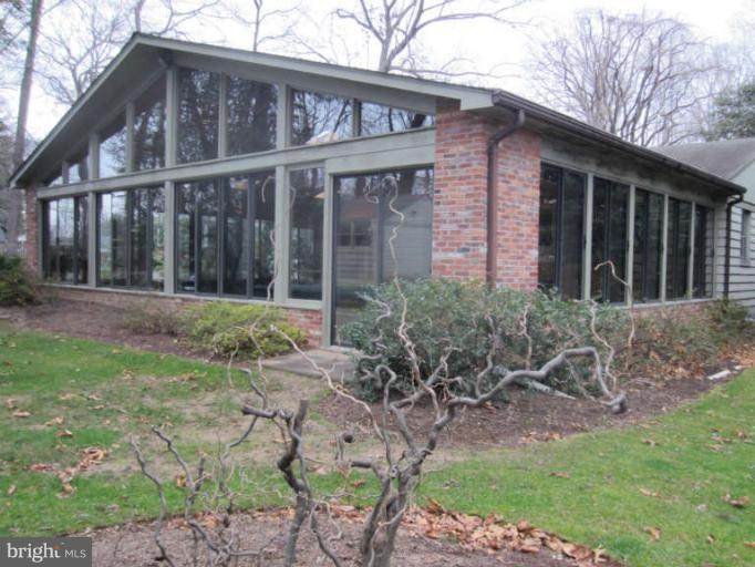 402 Gaither St, Gaithersburg, MD 20877 - photo 1