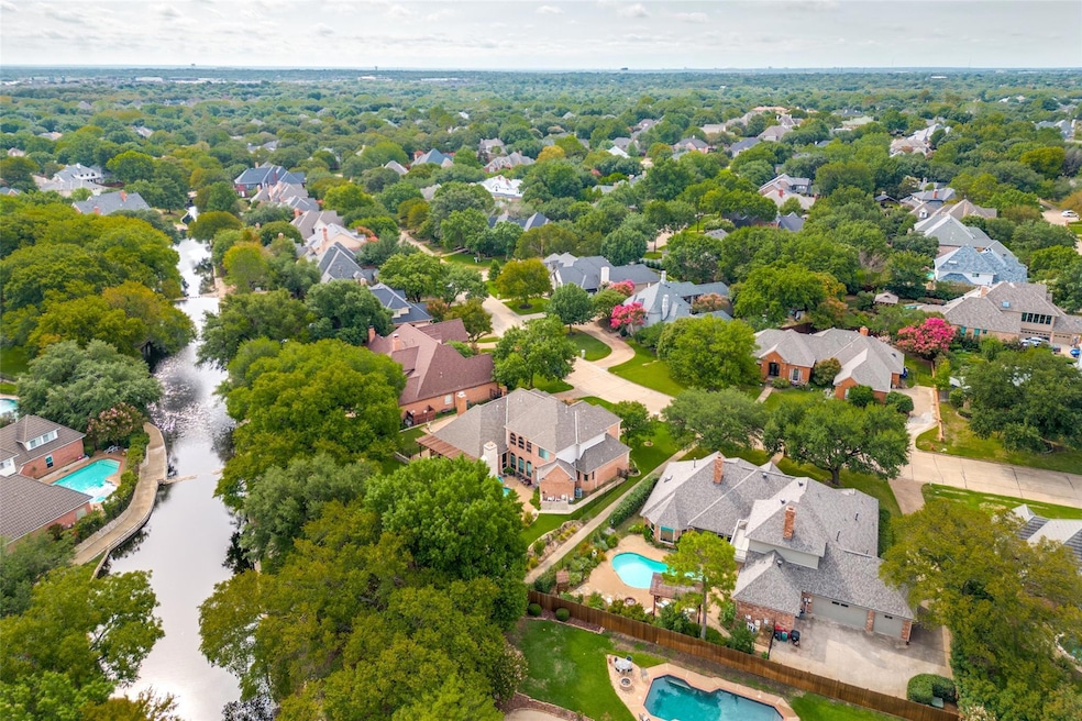 Home backs up to the coveted Summertree canal