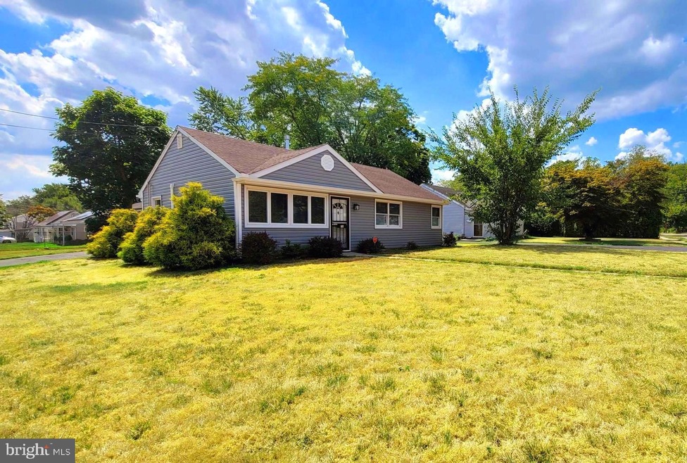 79 Lanning St, Ewing, NJ 08618 - photo 1