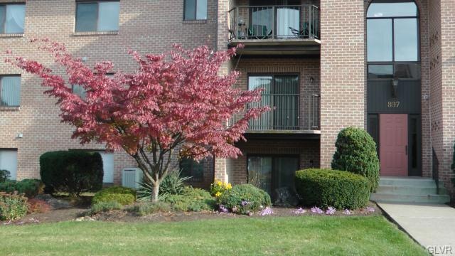 897 Cold Spring Rd unit 6, Allentown, PA 18103 - photo 1