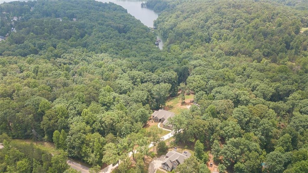 3390 Robinson Rd, Gainesville, GA 30506 - photo 1