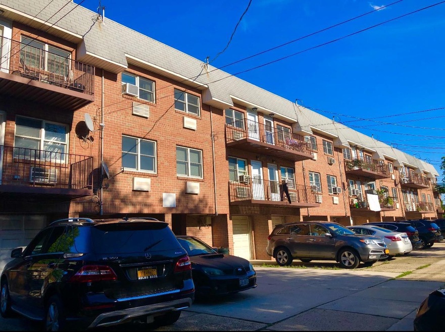 43-23 215th Place unit 1 Floor, Flushing, NY 11361 - photo 1