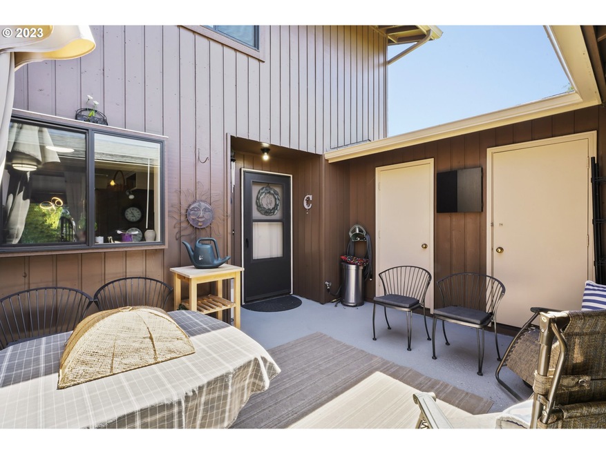 2289 Ridgeway Dr, Eugene, OR 97401 - photo 1