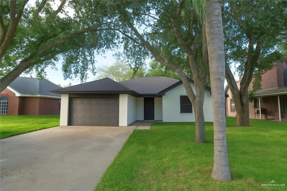 1615 Gloria Ann Dr, Edinburg, TX 78539 - photo 1