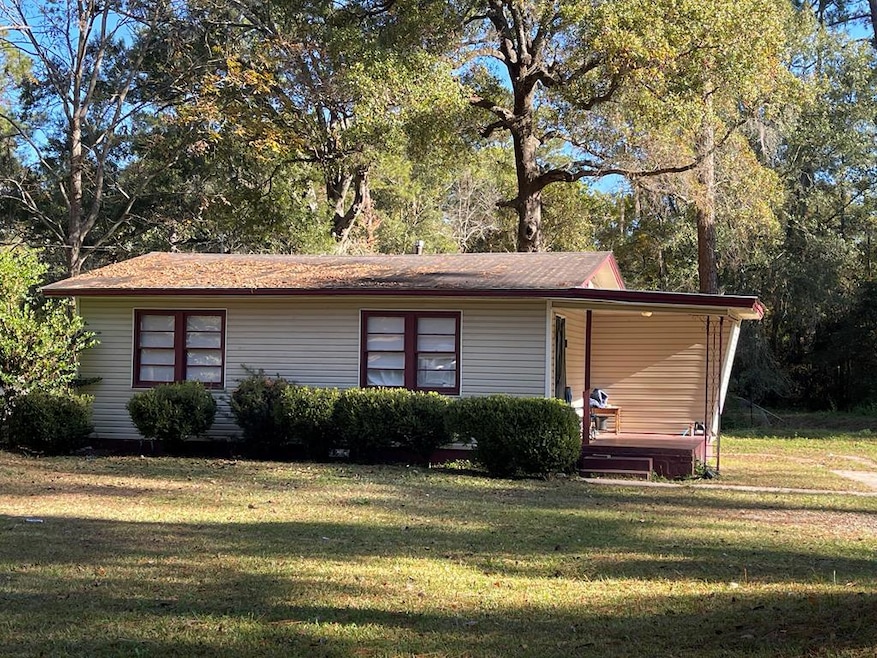 1215 12th St SW, Moultrie, GA 31768 - photo 1