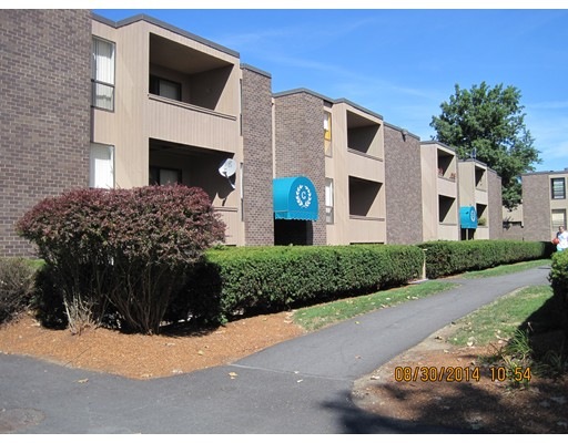 42 Shrewsbury Green Dr unit G, Shrewsbury, MA 01545 - photo 1