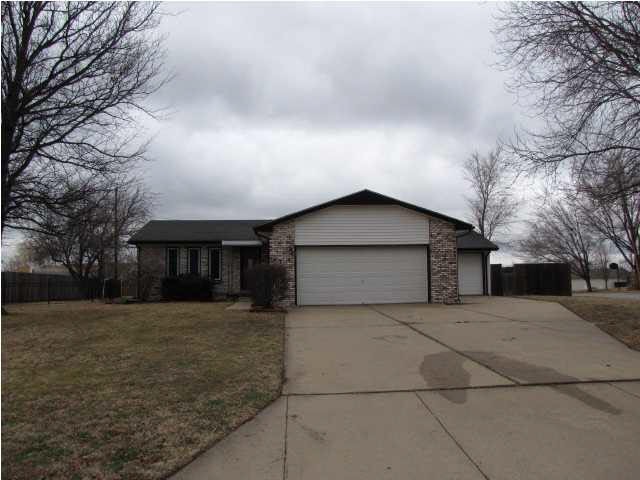 624 Sylvan Ln~ Wellington, KS 67152