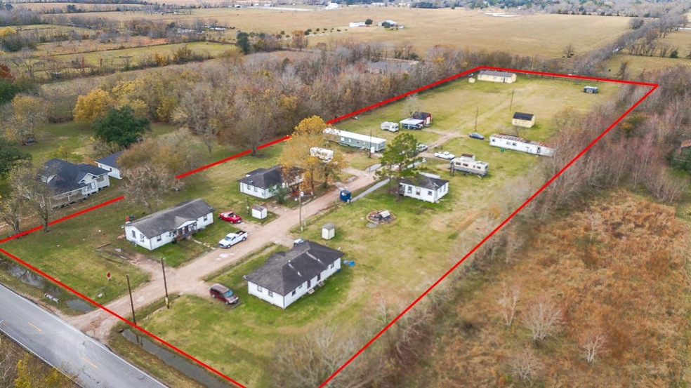 1644 County Road 180, Alvin, TX 77511 - photo 1