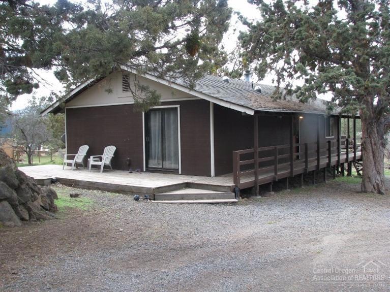 63723 Scenic Dr, Bend, OR 97703 - photo 1