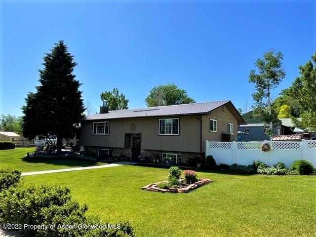 110 W 12th St, Craig, CO 81625 - photo 1