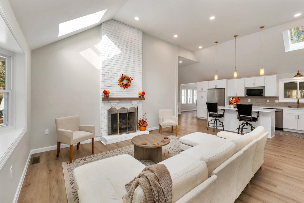 165 N Line Rd, Wolfeboro, NH 03894 - photo 1