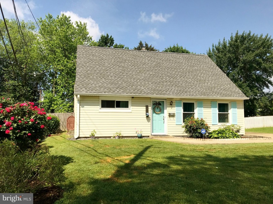 1518 Binder Ln, Wilmington, DE 19805 - photo 1