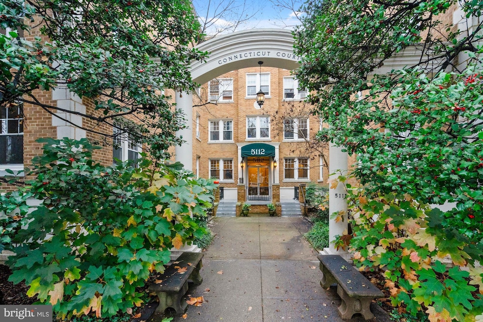 5112 Connecticut Ave NW unit 111, Washington, DC 20008 - photo 1